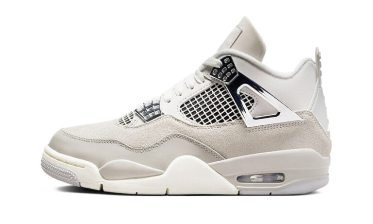 Air Jordan 4 Frozen Moments (W)